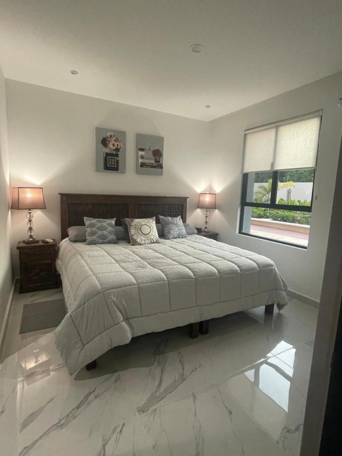 Astoria Gated Condos Канкун Экстерьер фото